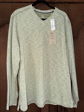 NWT Tommy Bahama Men's Heathered Sage V-Neck Long Sleeve Shirt